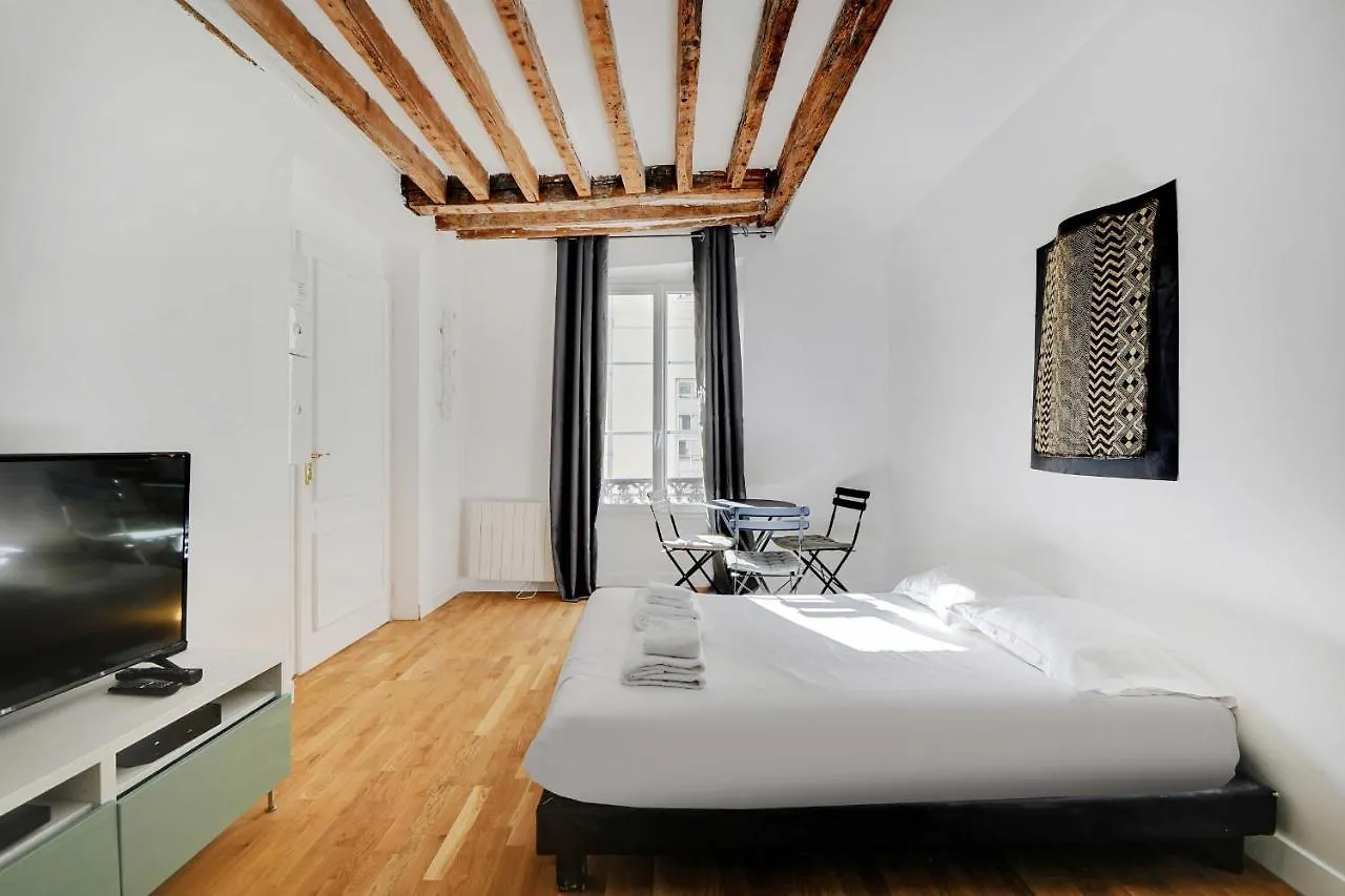 Cosy Appartement In The Heart Of פריז דירה